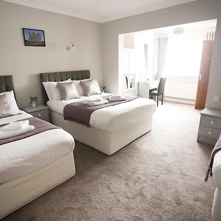 Glasha Meadows B&B 둘린